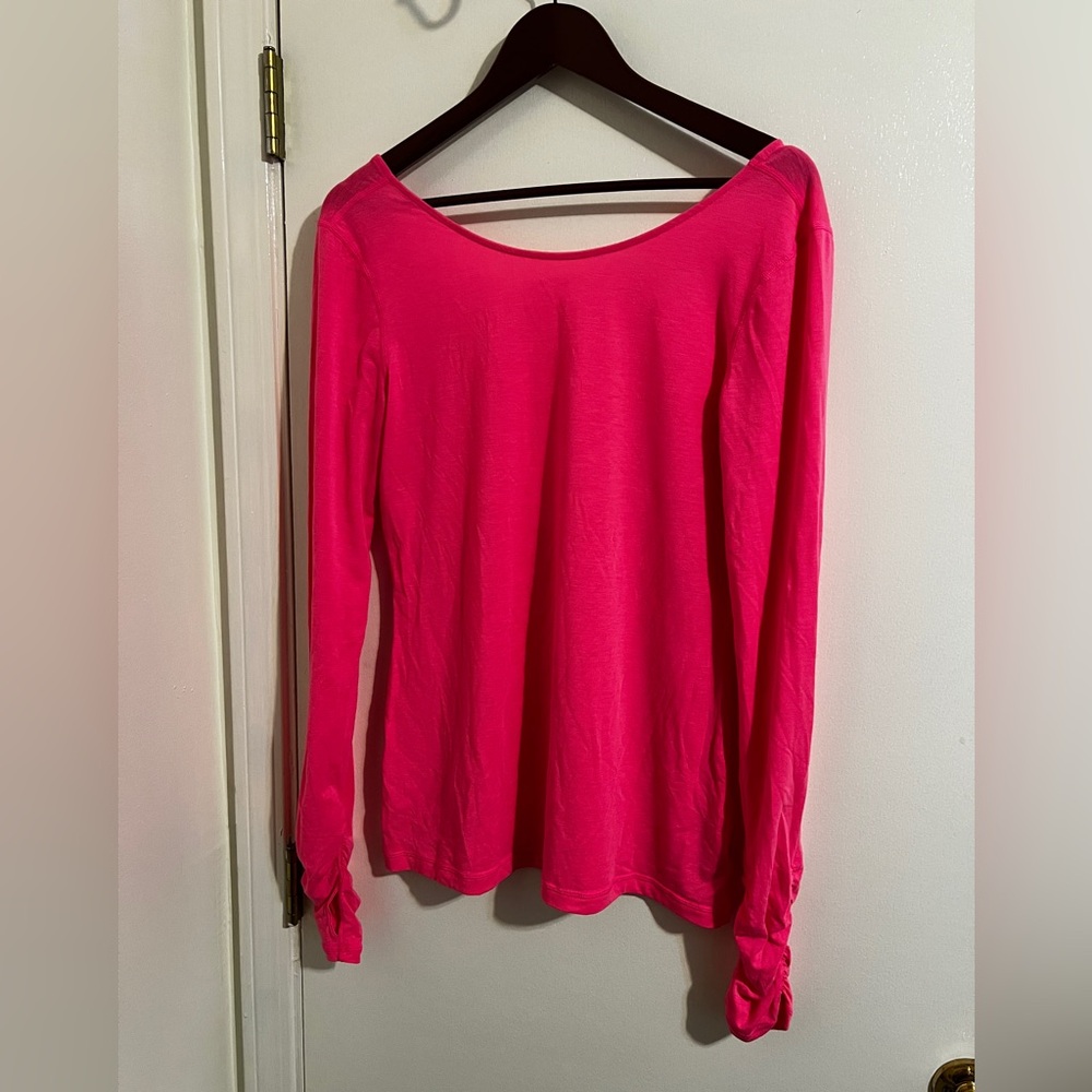 EUC Zella Deep Scoop Back Long Sleeve Active Tee Hot Pink Ruched Sleeve Size L